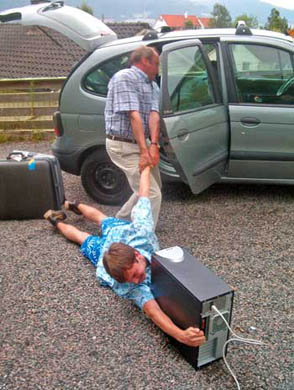 NO DADDY I WANT TO HAVE MY PC IN WEEK END OK PLS